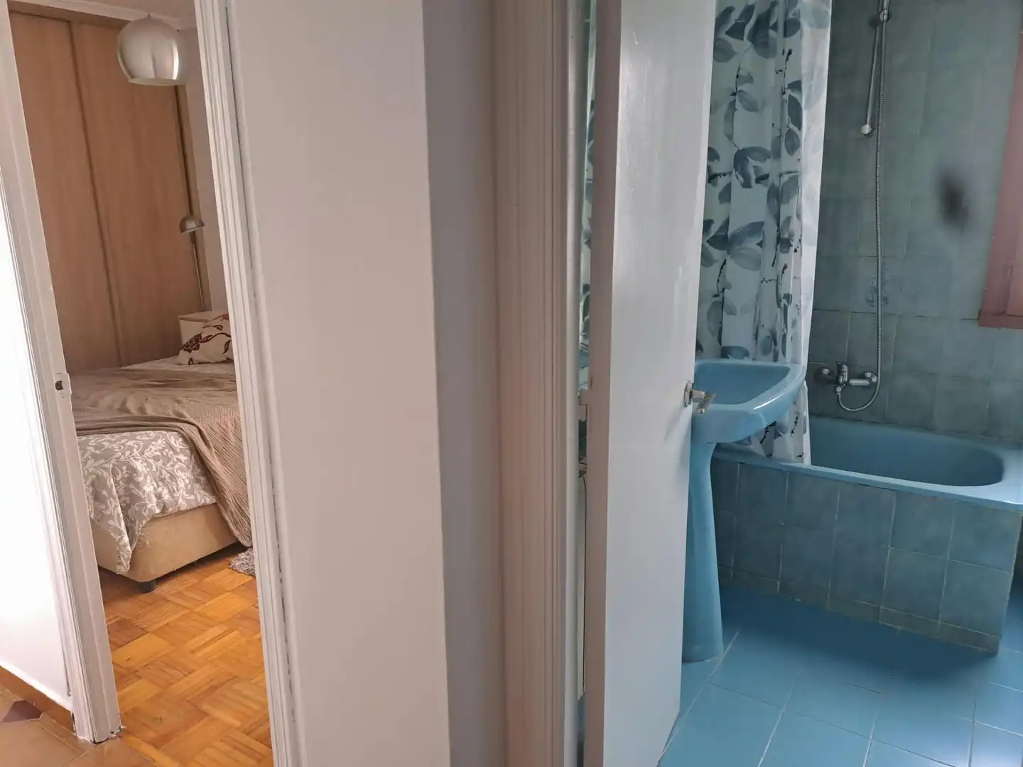 Baño de Apartamento en venta en Oviedo  con Calefacción