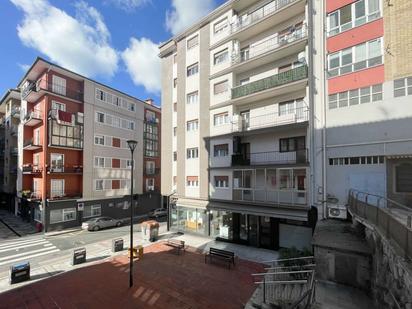 Exterior view of Flat for sale in Zumarraga  with Balcony