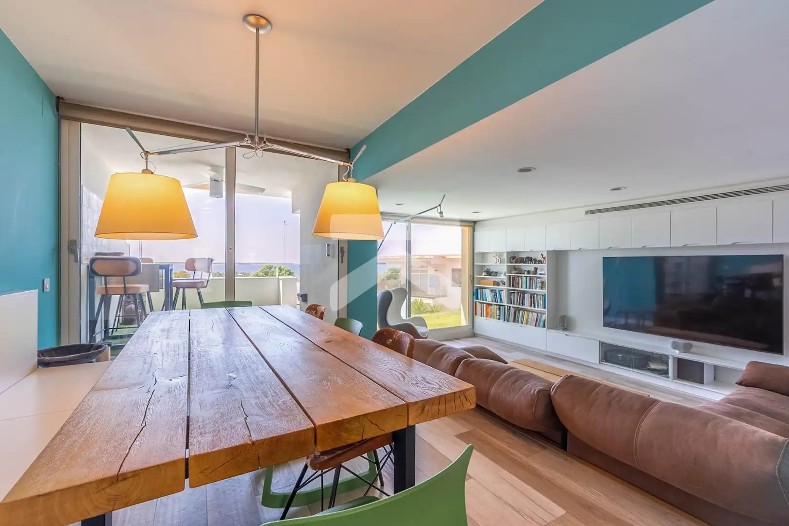 Sala d'estar de Casa adosada en venda en Tarragona amb Aire condicionat, Jardí privat i Terrassa
