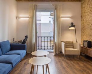 Living room of Flat to rent in  Barcelona Capital  with Air Conditioner and Balcony