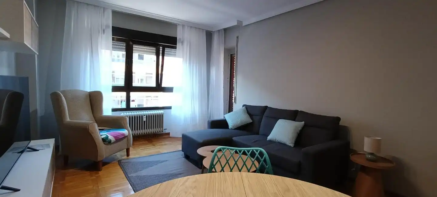 Appartement avec ascenseur à louer à Calle Veintiséis de Mayo, imagen 3