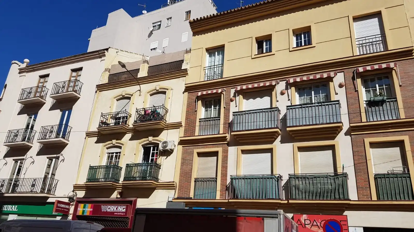 Exterior view of Apartments for rent in Málaga  with Air Conditioner, Furnished and Washing machine
