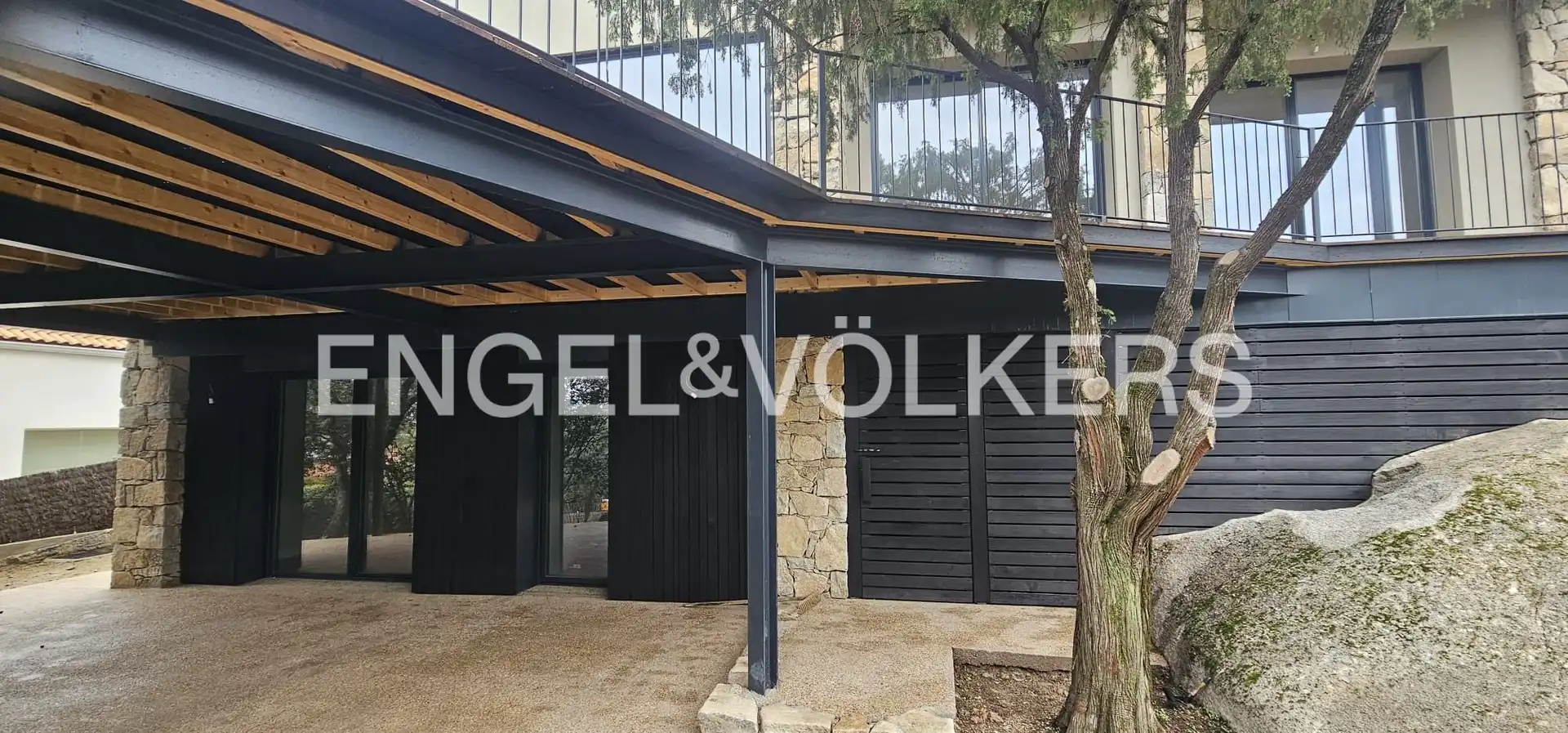 Vista exterior de Casa o xalet en venda en Galapagar amb Aire condicionat, Calefacció i Jardí privat