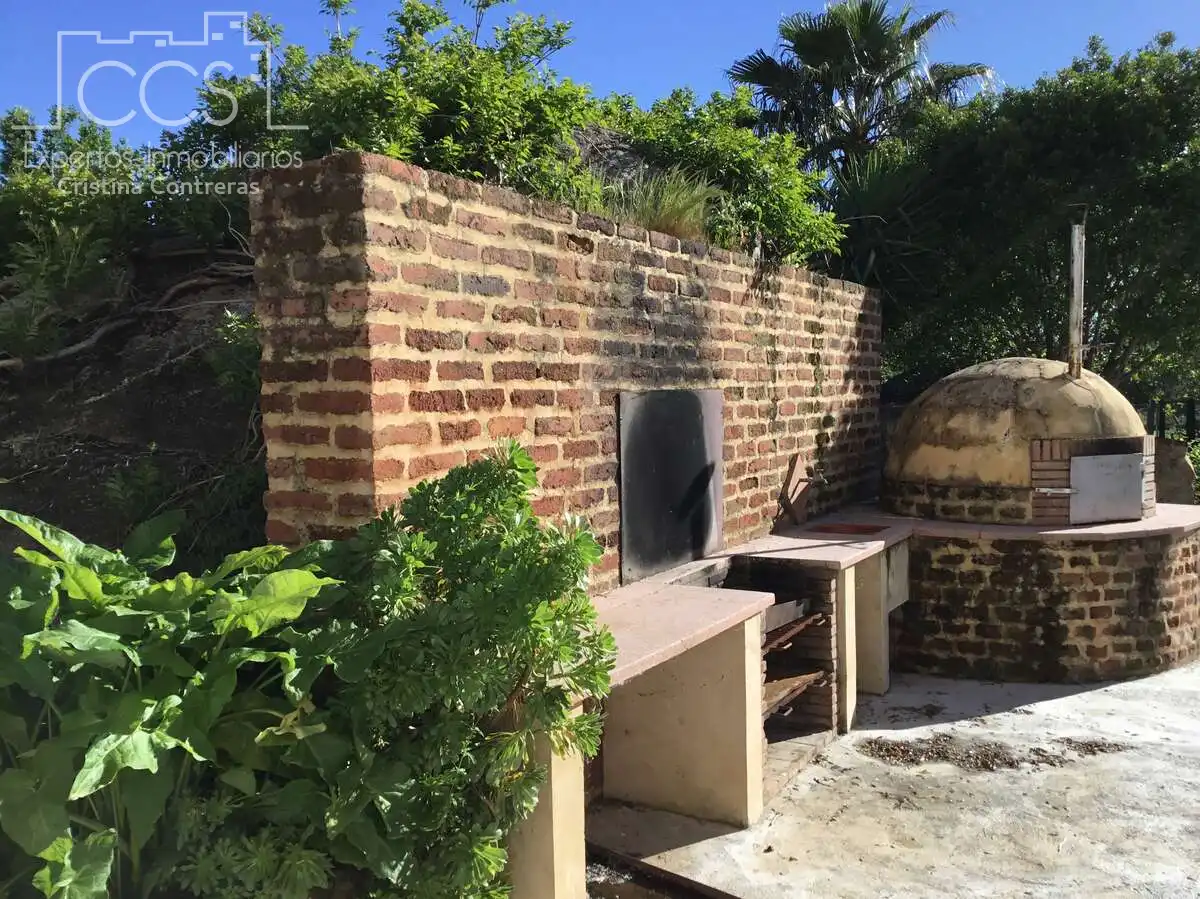 Terrassa de Finca rústica en venda en El Pedroso amb Traster, Piscina i Moblat