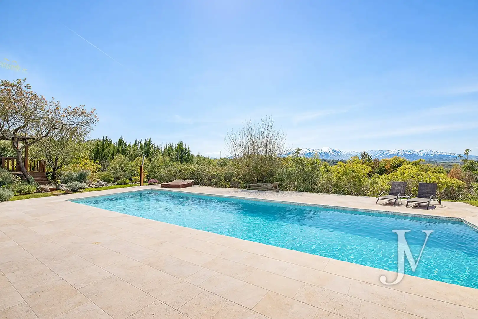 Schwimmbecken von Haus oder Chalet zum Verkauf in Ciudalcampo mit Klimaanlage, Heizung und Privatgarten