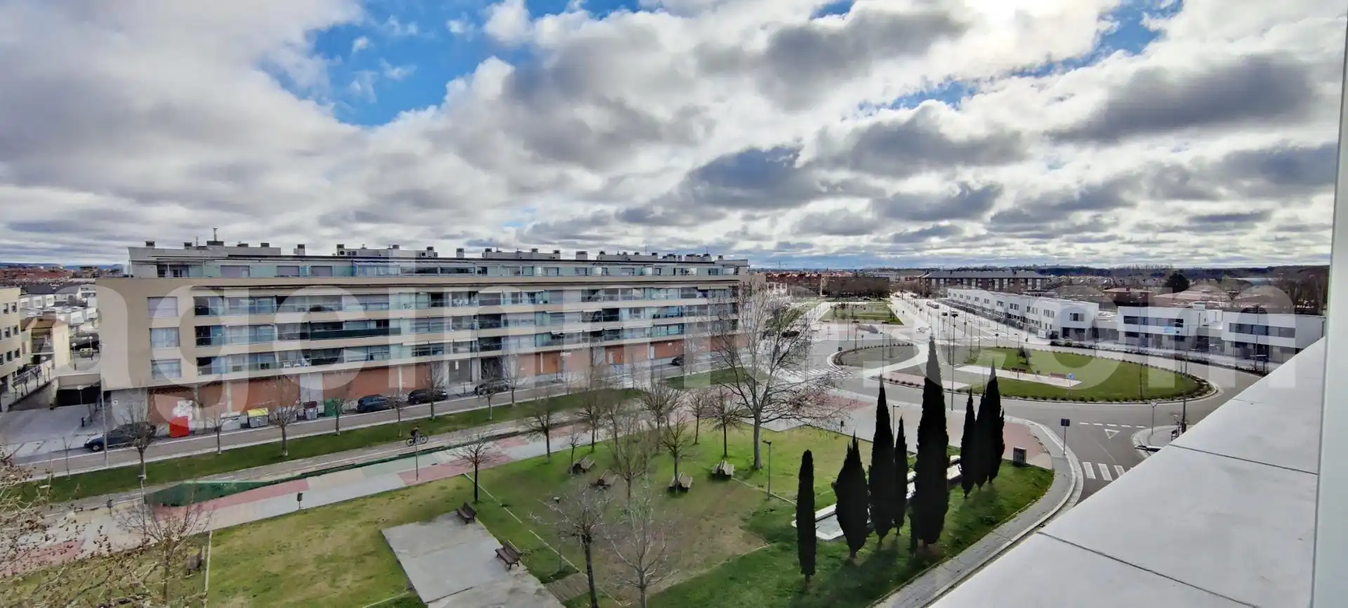 Vista exterior de Piso en venta en Valladolid con Calefacción, Terraza y Trastero