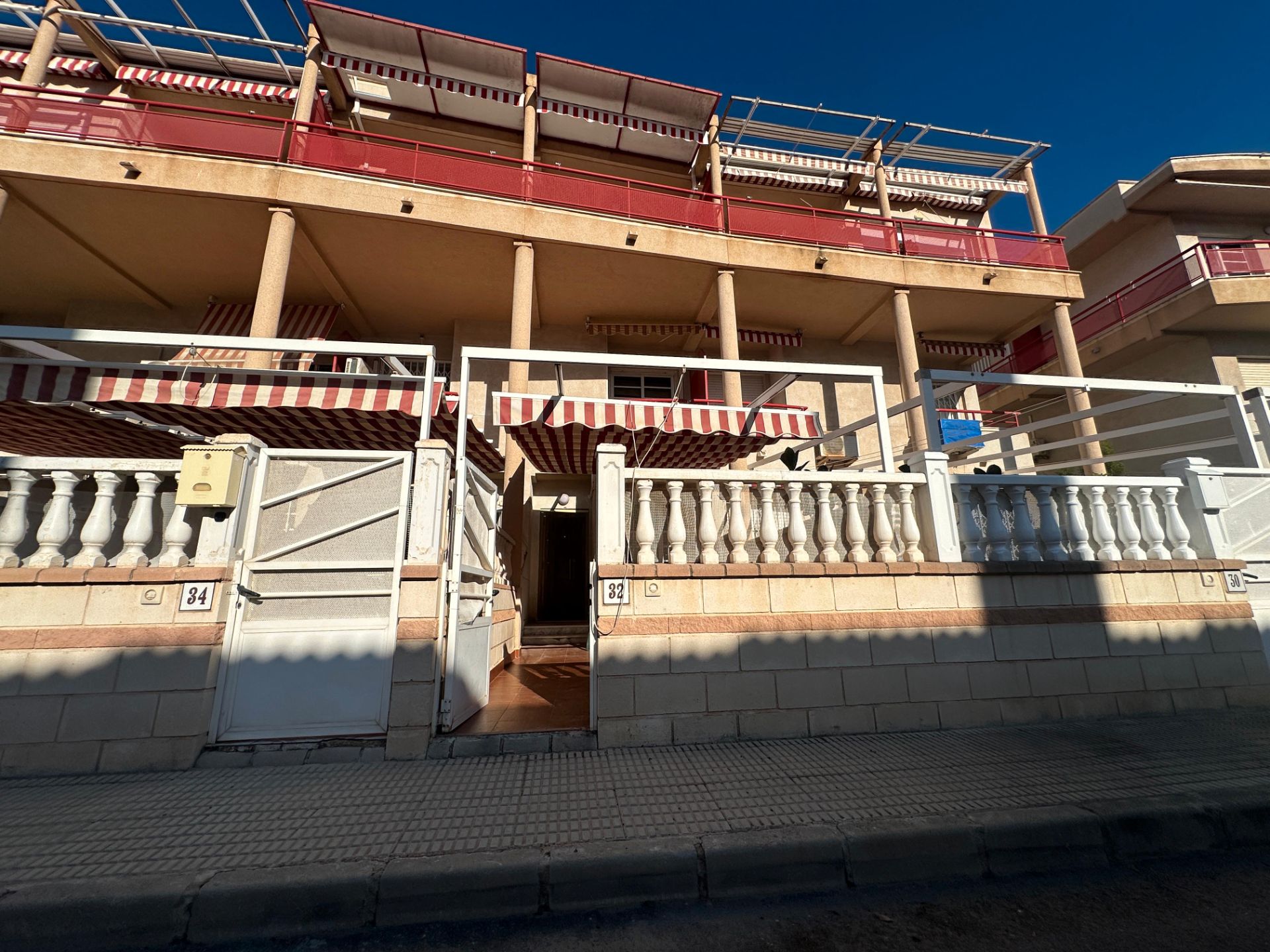 Exterior view of Duplex for sale in Santa Pola  with Air Conditioner, Private garden and Terrace