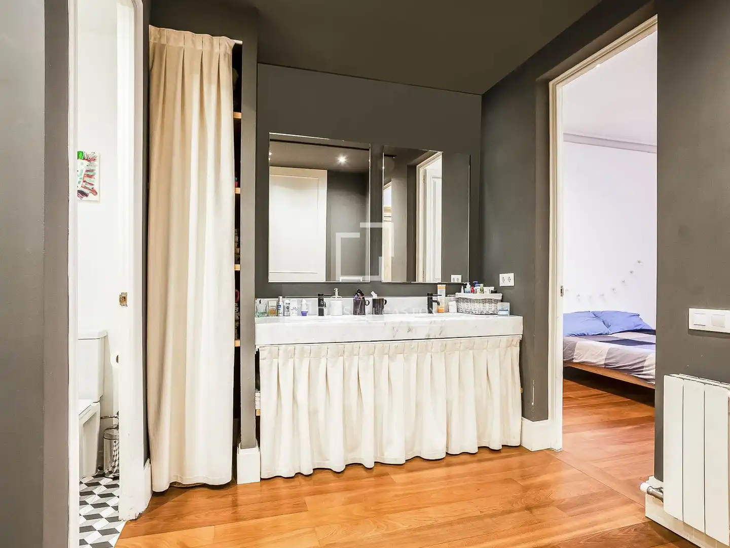 Baño de Piso en venta en Barcelona con Calefacción, Amueblado y Balcón