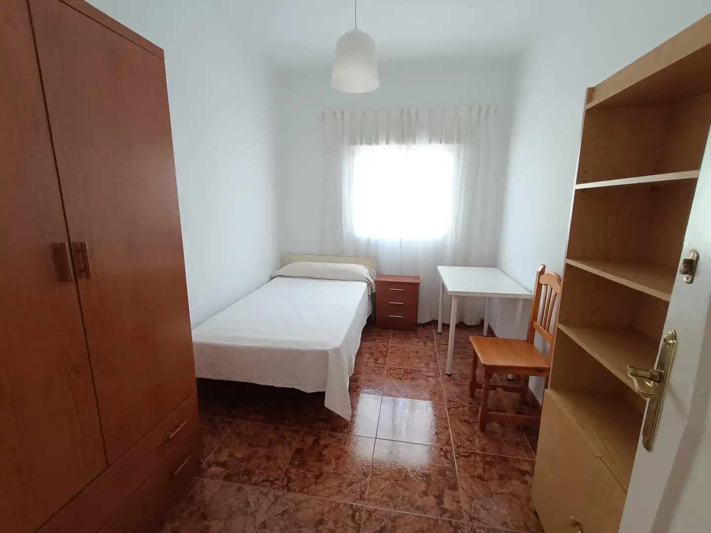 Flat for rent in Calle Calle de la Paloma, 9, Pajaritos