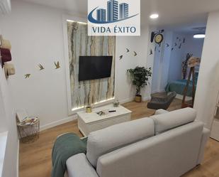 Sala d'estar de Apartament en venda en  Jaén Capital amb Aire condicionat i Calefacció
