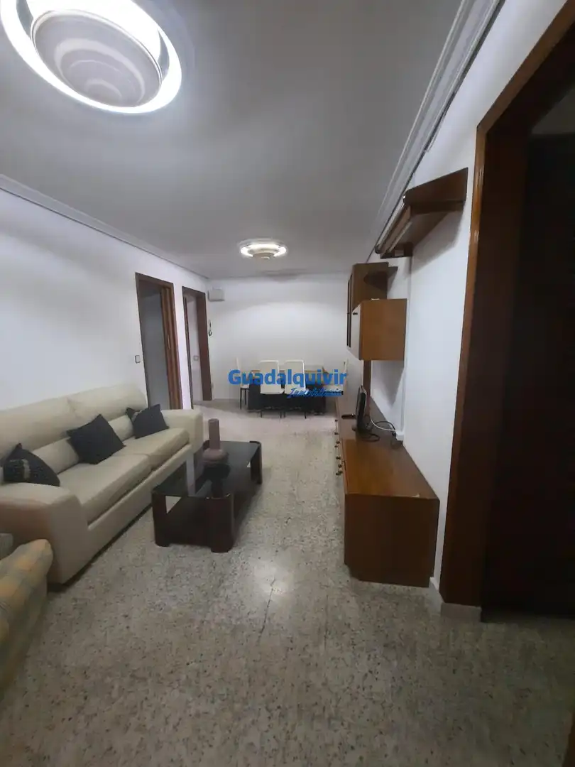 Piso con ascensor en alquiler en Centro, imagen 3