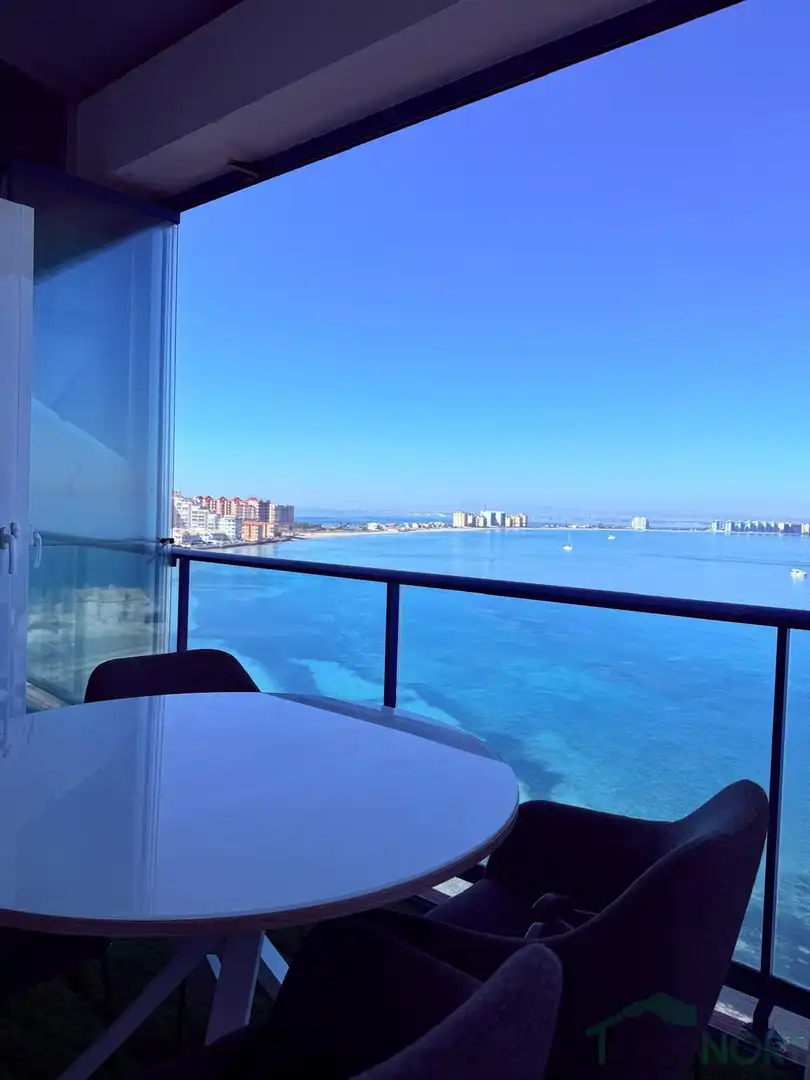 Dachboden zum Verkauf in La Manga del Mar Menor mit Terrasse, Möbliert und Gemeinschaftspool
