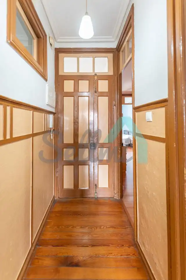Piso en venta en Llanes con Calefacción, Parquet y Balcón