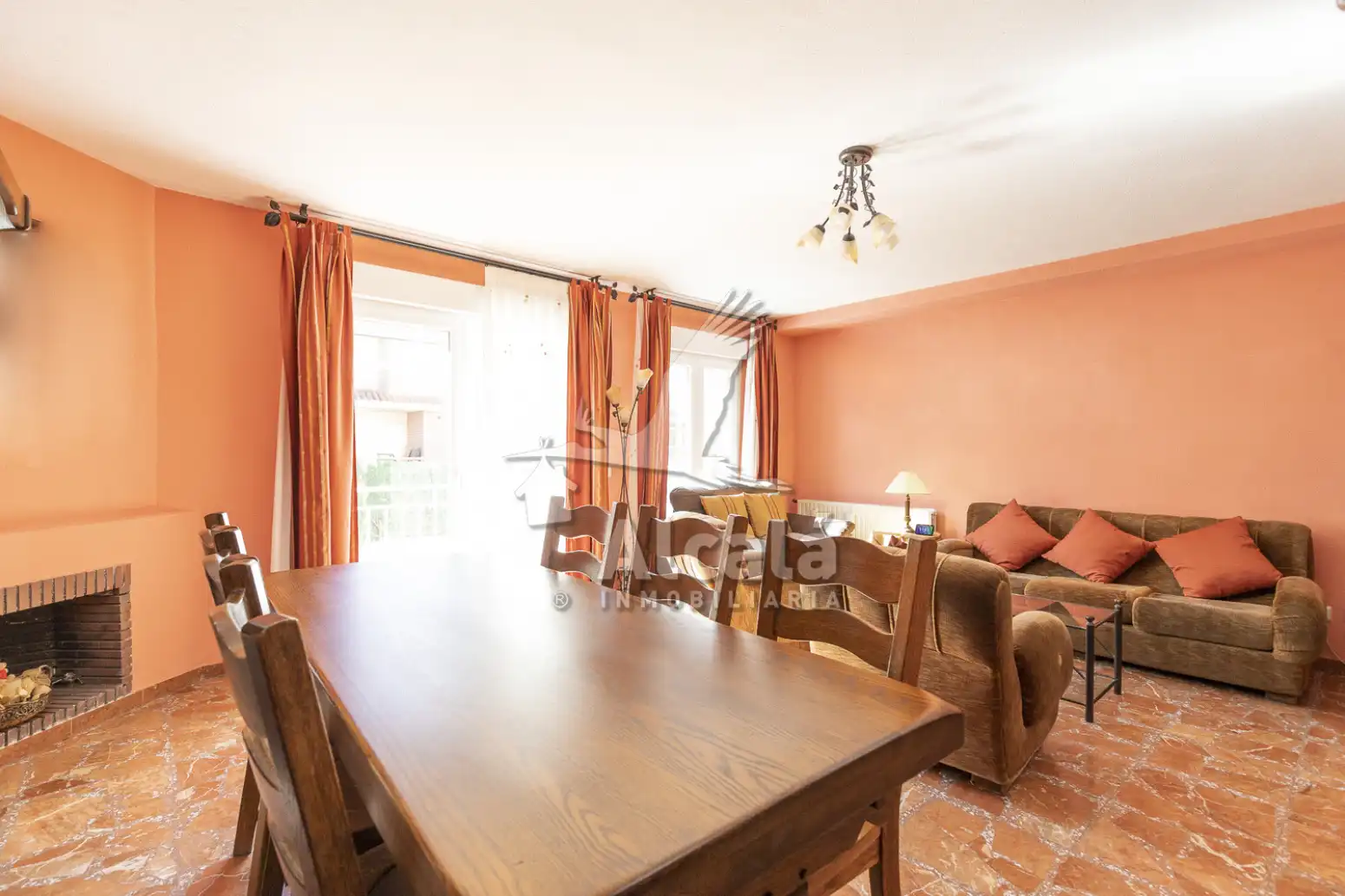 Schlafzimmer von Einfamilien-Reihenhaus zum Verkauf in Alcalá de Henares mit Heizung, Parkett und Schwimmbad