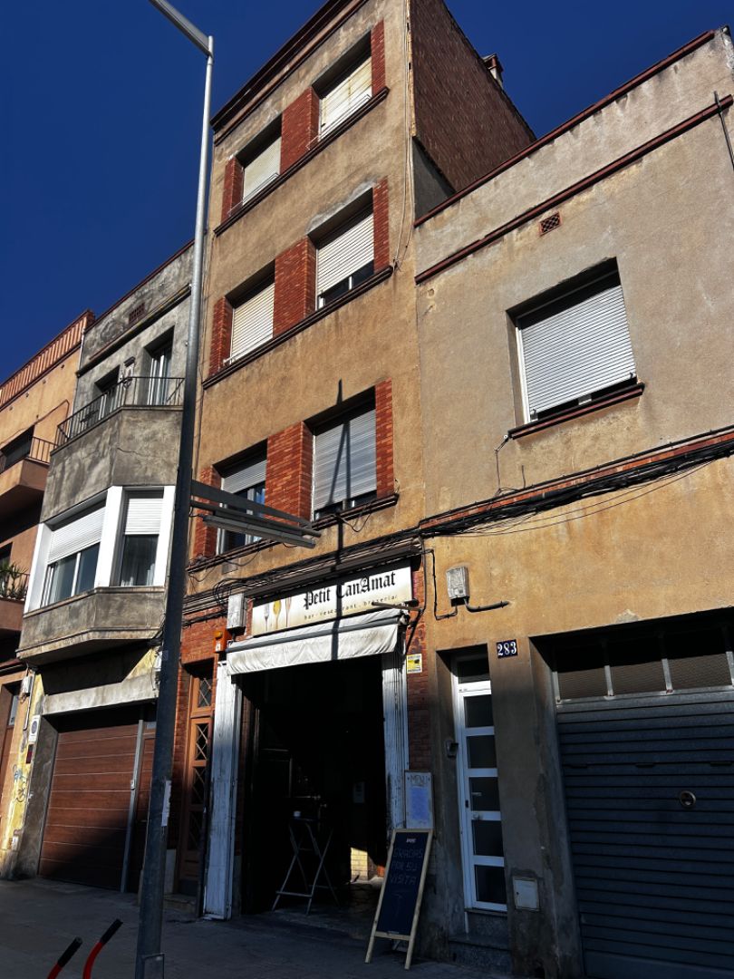 Exterior view of Building for sale in Terrassa