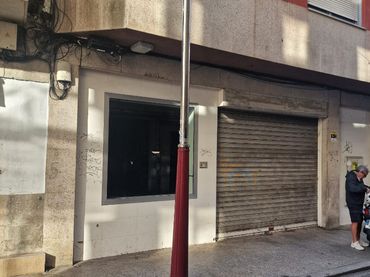 Local comercial en venda a Rúa Andalucía 11