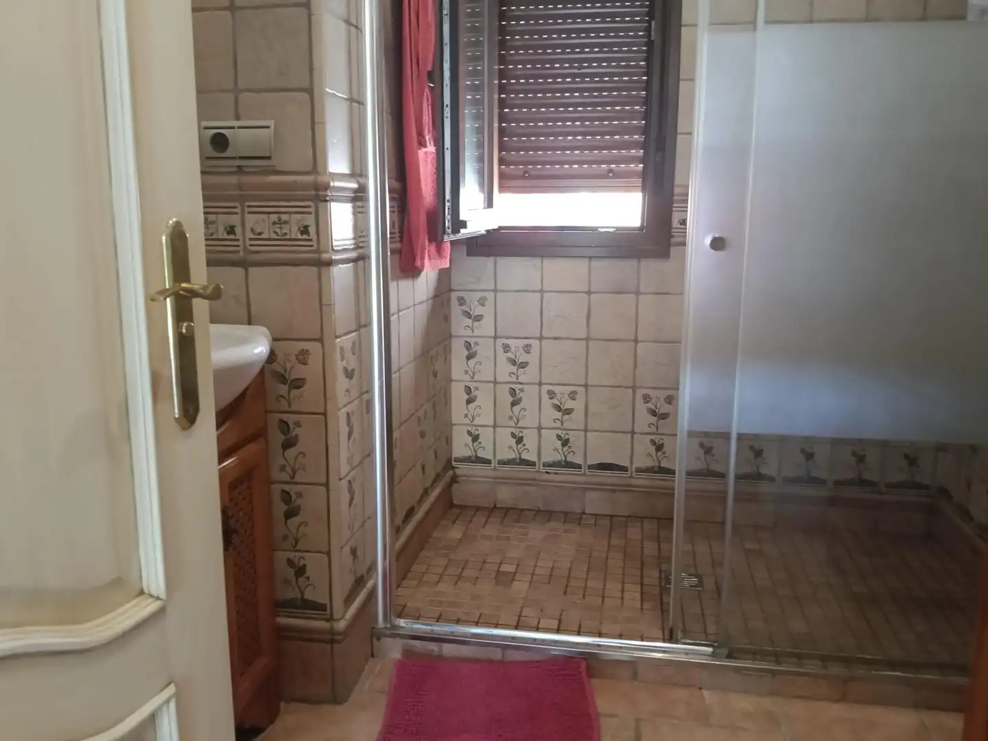Bany de Casa o xalet en venda en Conil de la Frontera amb Aire condicionat, Jardí privat i Terrassa