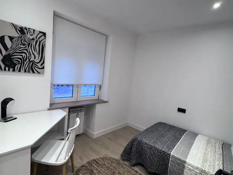 Bedroom of Flat for rent in Oviedo   with Heating, Furnished and Oven