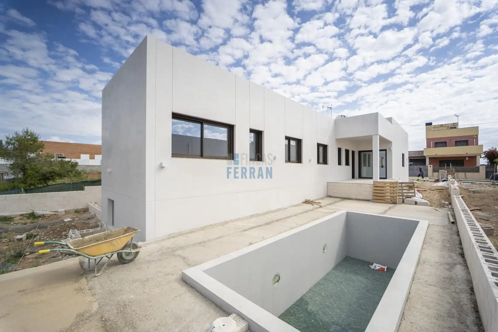 Exterior view of Houses for sale in El Vendrell  with Air Conditioner, Terrace and Swimming Pool