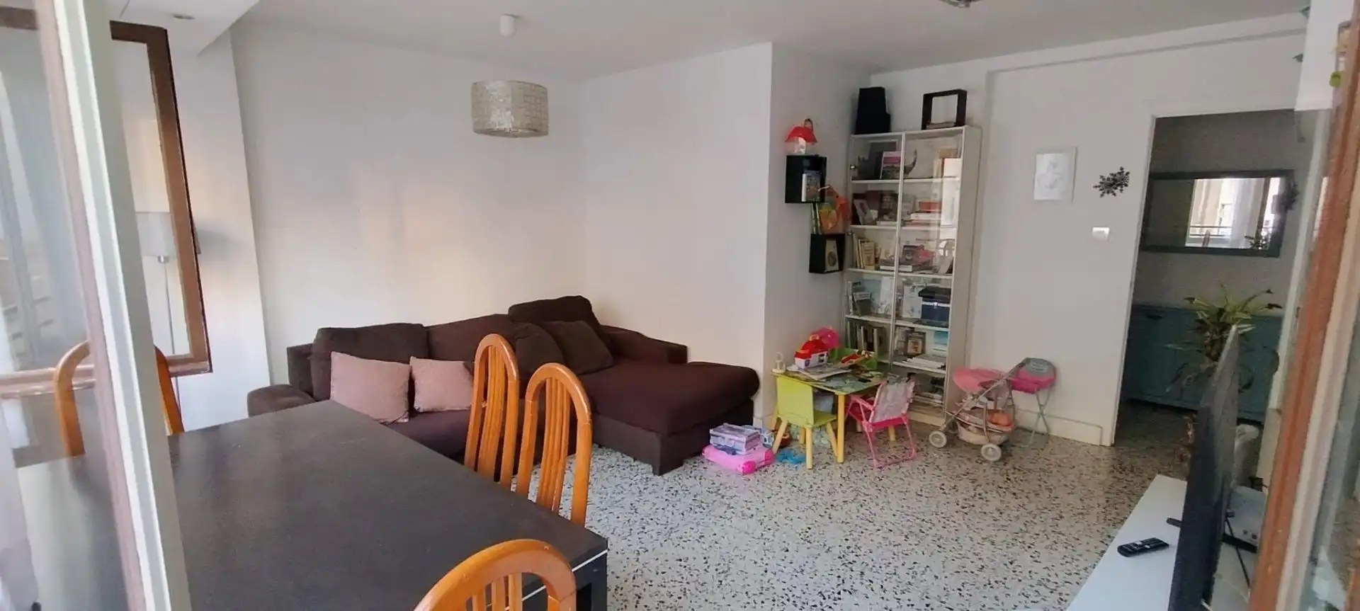 Piso en venta en Alicante / Alacant con Terraza y Balcón