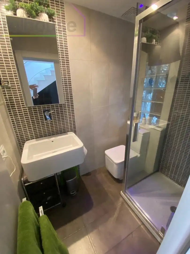 Baño de Ático de alquiler en  Palma de Mallorca con Aire acondicionado, Calefacción y Parquet