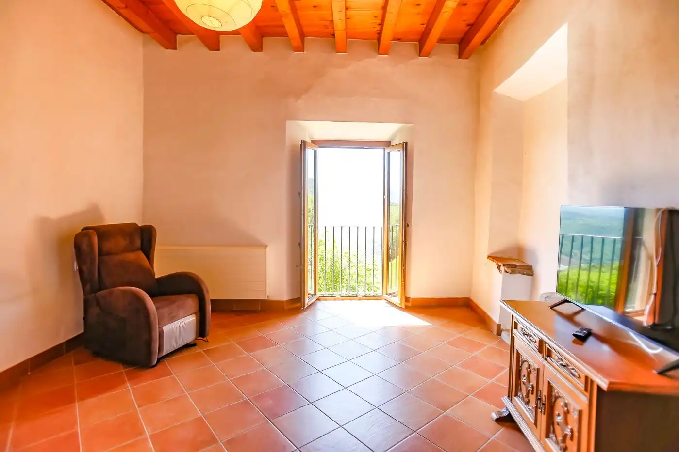 Casa rústica con jardín en venta en Sant Joan Les Fonts, imagen 27