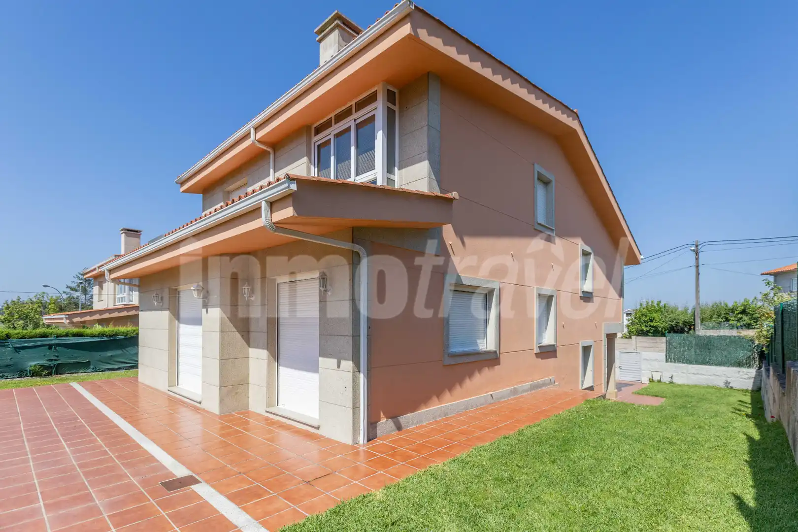 Außenansicht von Haus oder Chalet zum Verkauf in Sanxenxo mit Heizung, Privatgarten und Parkett