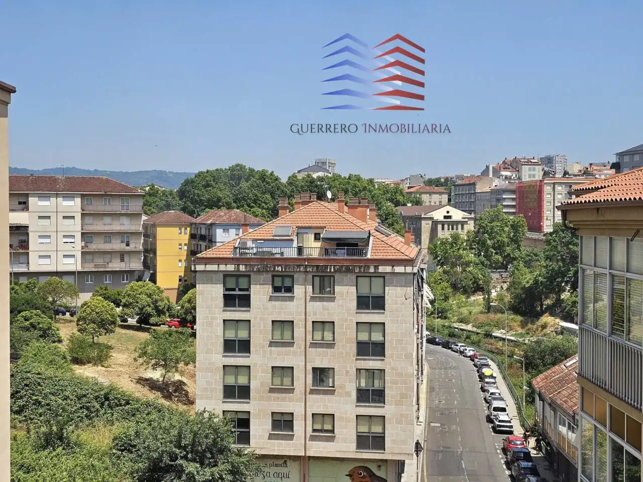 Vista exterior de Pis de lloguer en Ourense Capital  amb Calefacció, Moblat i Balcó