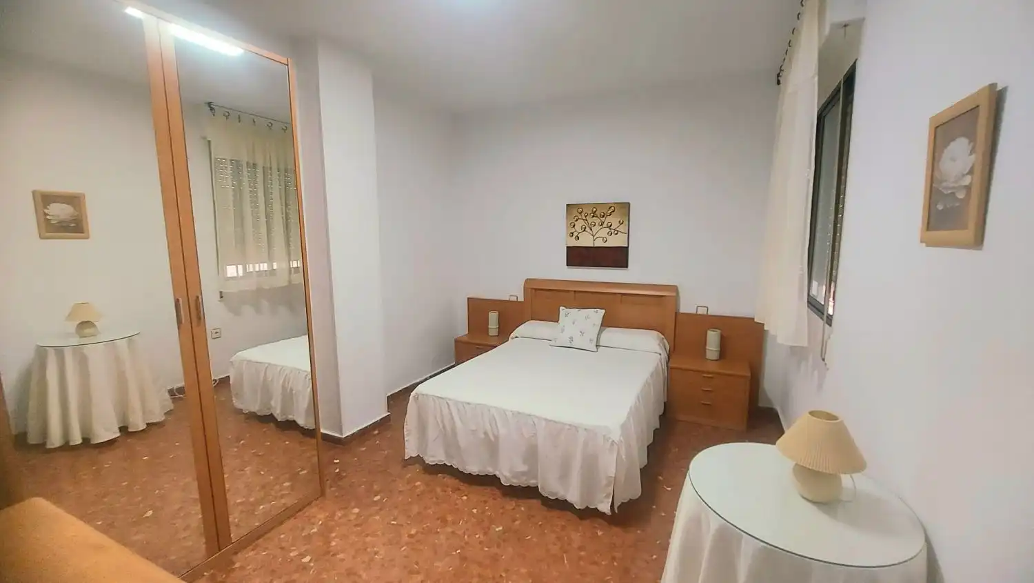 Habitación de Piso de alquiler en Jaén con Amueblado