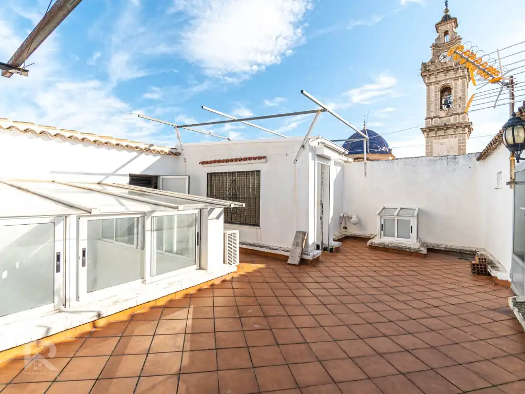 Casa o xalet en venda a Calle Iglesia, Oliva pueblo