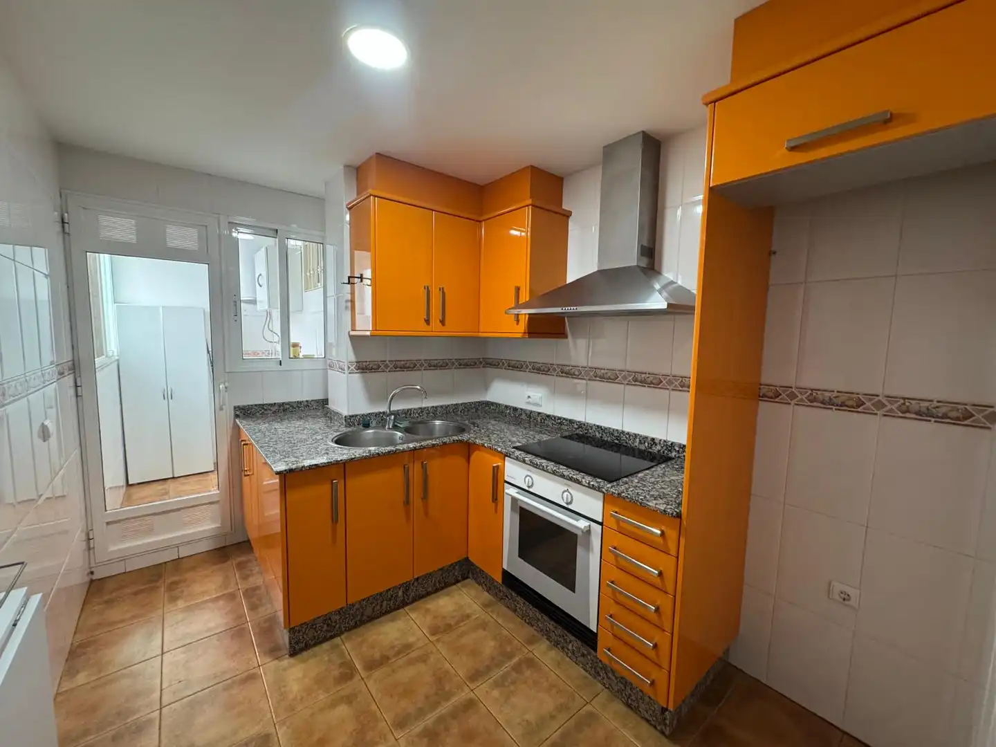 Cuina de Àtic de lloguer en Riba-roja de Túria amb Aire condicionat i Terrassa