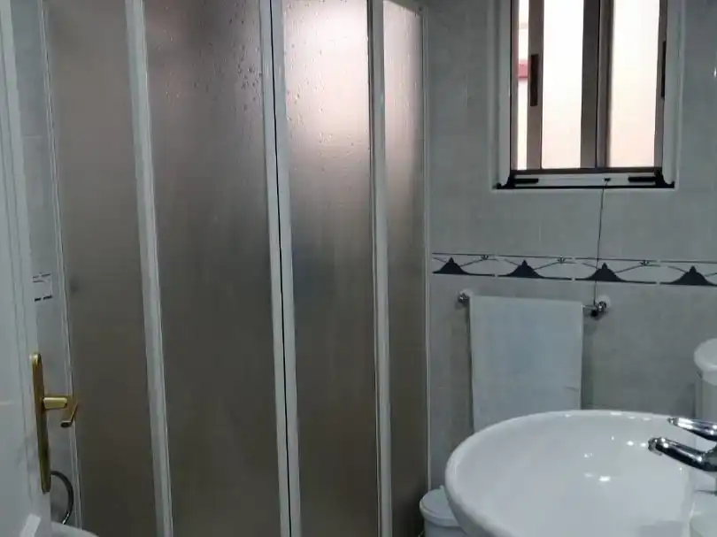Badezimmer von Wohnung zur untervermieten in Juan XXIII 