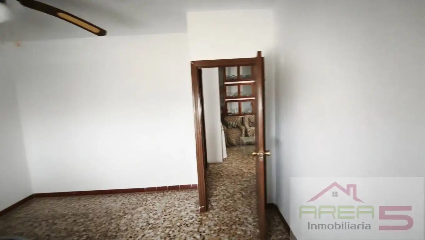 Sala de estar de Piso en venta en Valdecaballeros con Terraza
