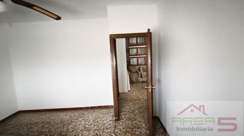 Foto 2 de Piso en venta en Avenida Madrid, 56, Valdecaballeros, Badajoz