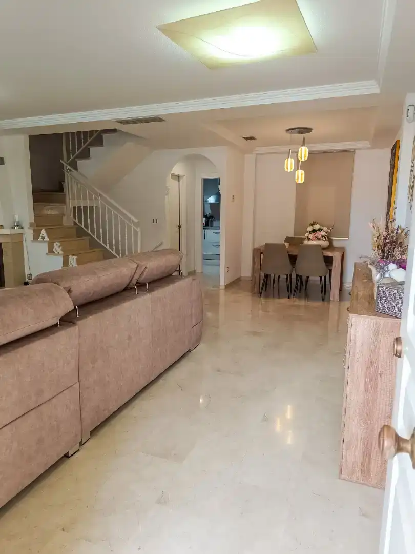 Sala d'estar de Dúplex en venda en Elche / Elx amb Aire condicionat i Balcó