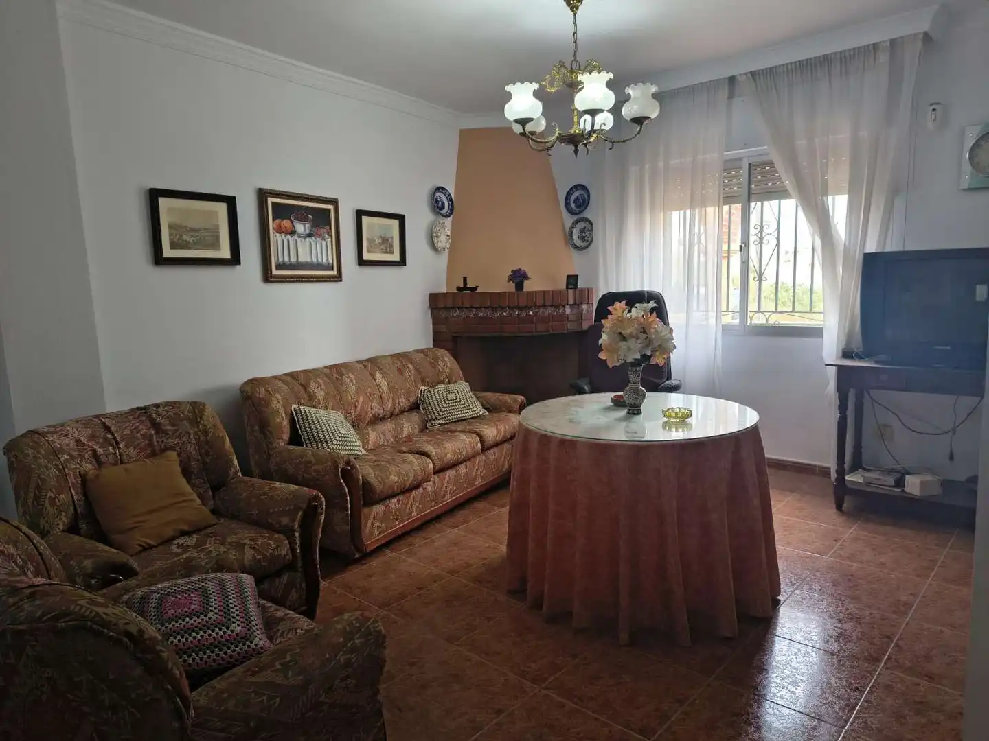 Living room of Houses for sale in Urbanización Santa Rosa