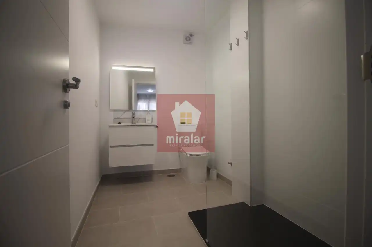 Badezimmer von Wohnung zur Miete in Salceda de Caselas mit Heizung und Möbliert
