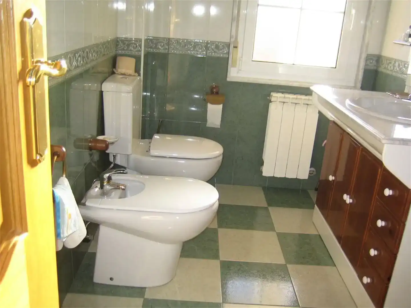 Baño de Casa o chalet en venta en Gradefes con Piscina y Balcón