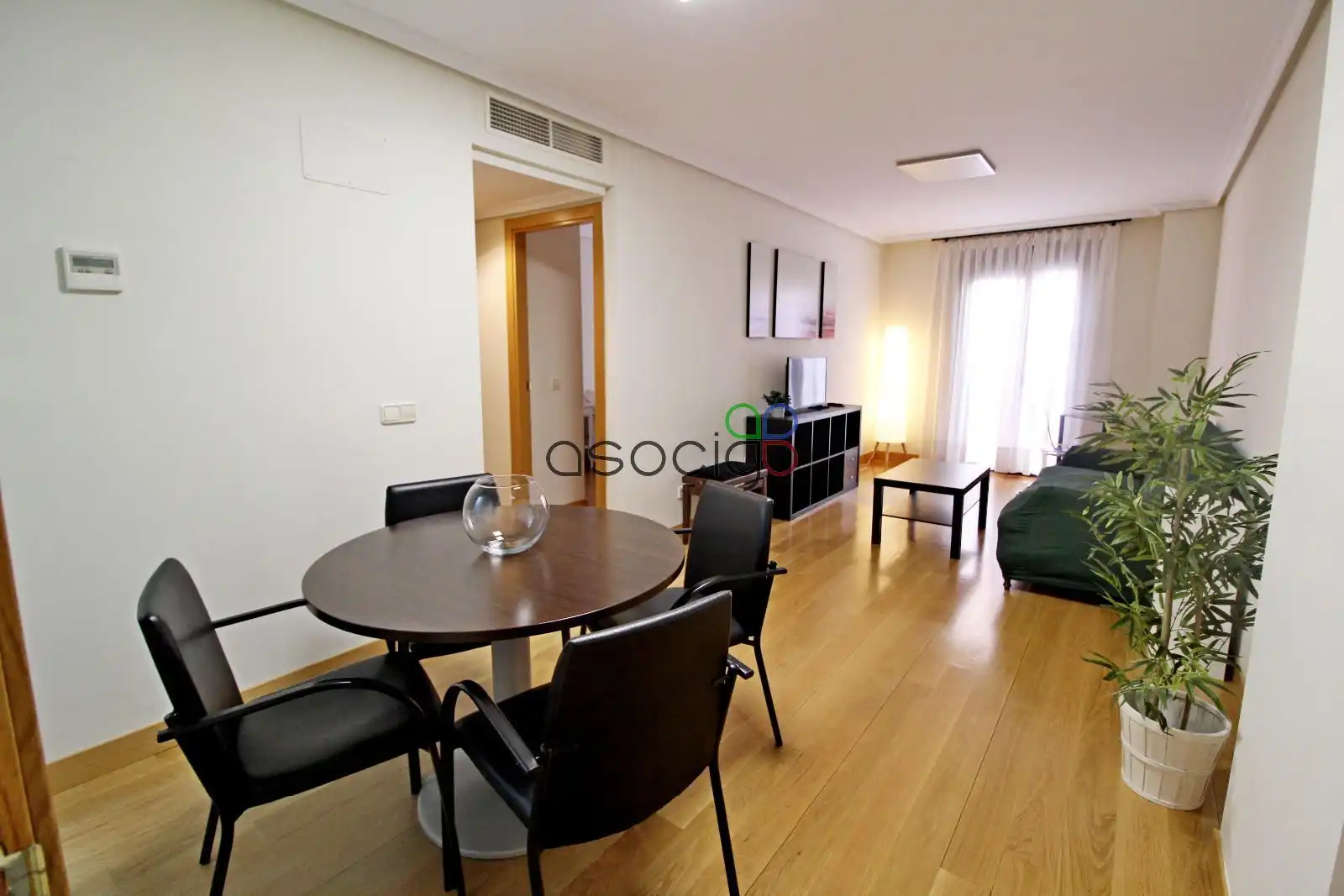 Sala de estar de Piso de alquiler en Guadalajara con Aire acondicionado, Calefacción y Trastero