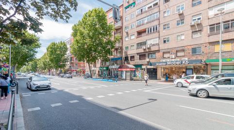 Foto 3 de Piso en venta en Calle de Juan del Risco, 24, Berruguete,  Madrid Capital