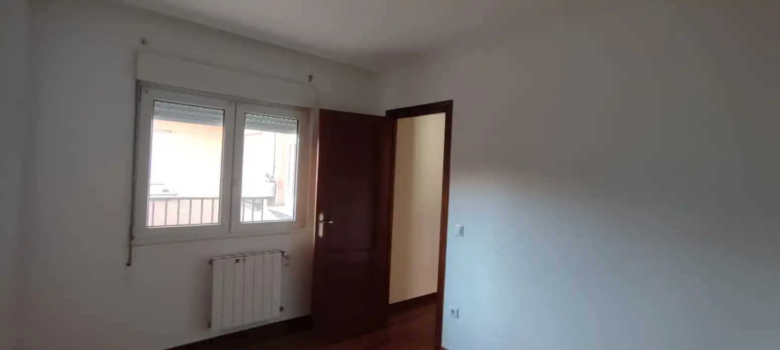 Bedroom of Flat for sale in Piélagos  with Heating, Parquet flooring and Terrace