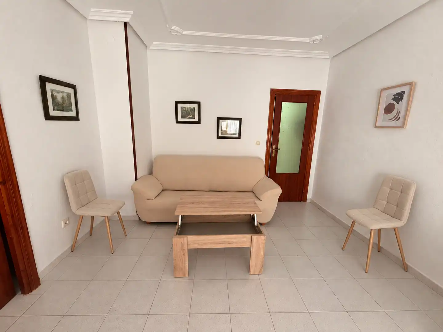 Appartamento con terrazza in affitto a Calle Zurbarán 47