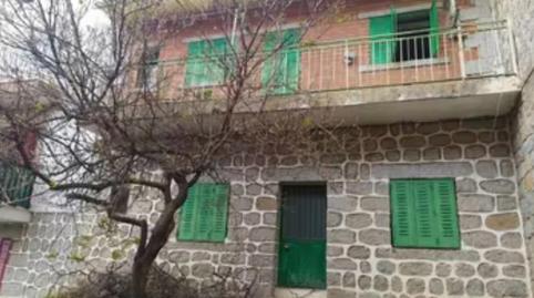 Foto 2 de Casa adosada en venta en Calle San Blas, 11, El Hoyo de Pinares , Ávila