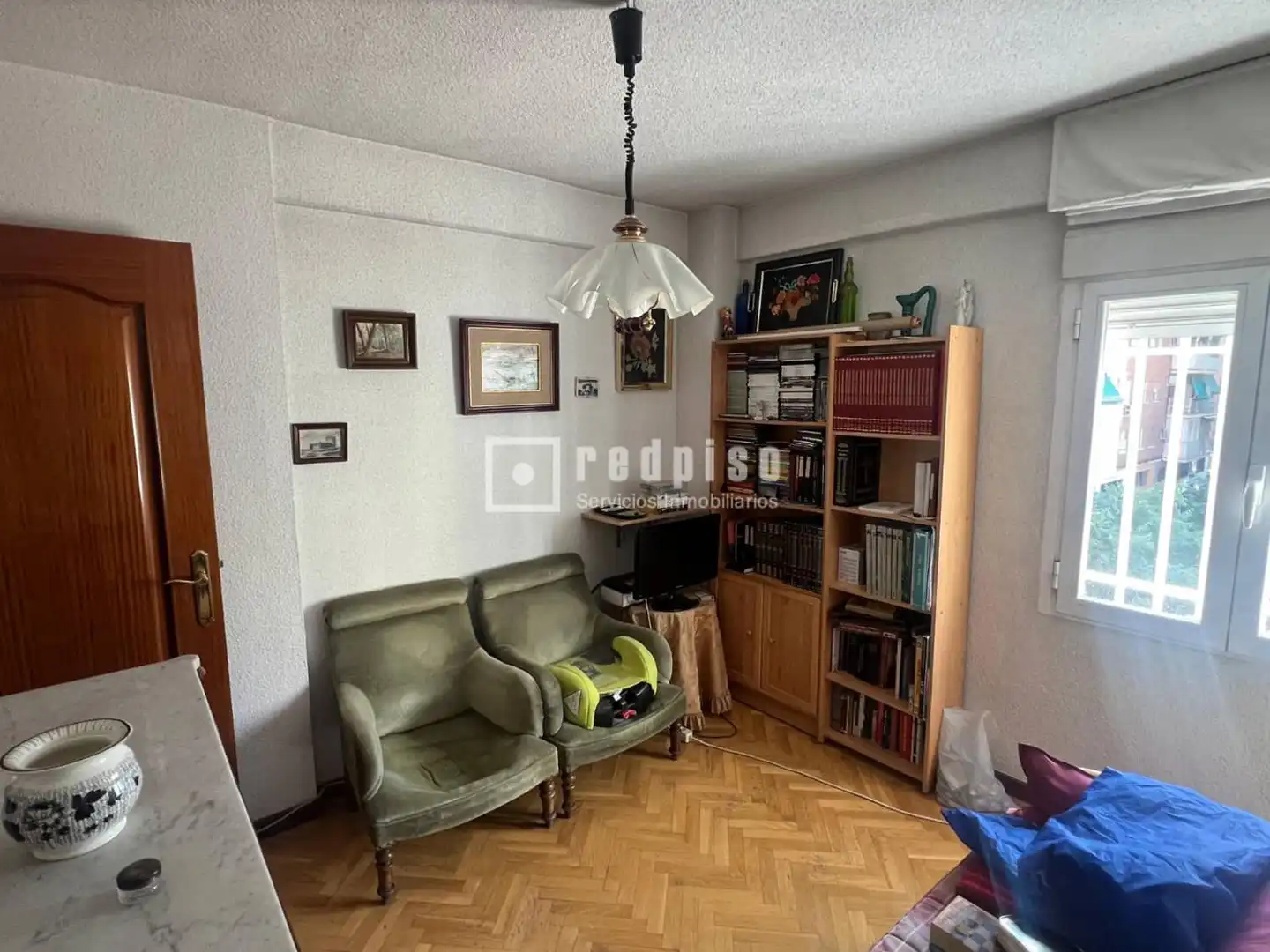 Sala d'estar de Pis en venda en Madrid amb Aire condicionat, Calefacció i Parquet