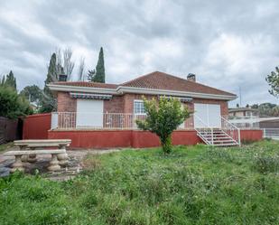 Exterior view of House or chalet for sale in Cuarte de Huerva  with Air Conditioner, Heating and Private garden