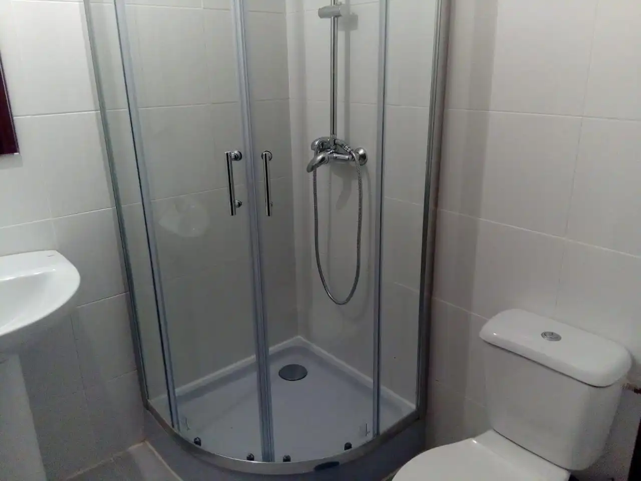 Baño de Piso en venta en Guadalajara con Calefacción y Terraza