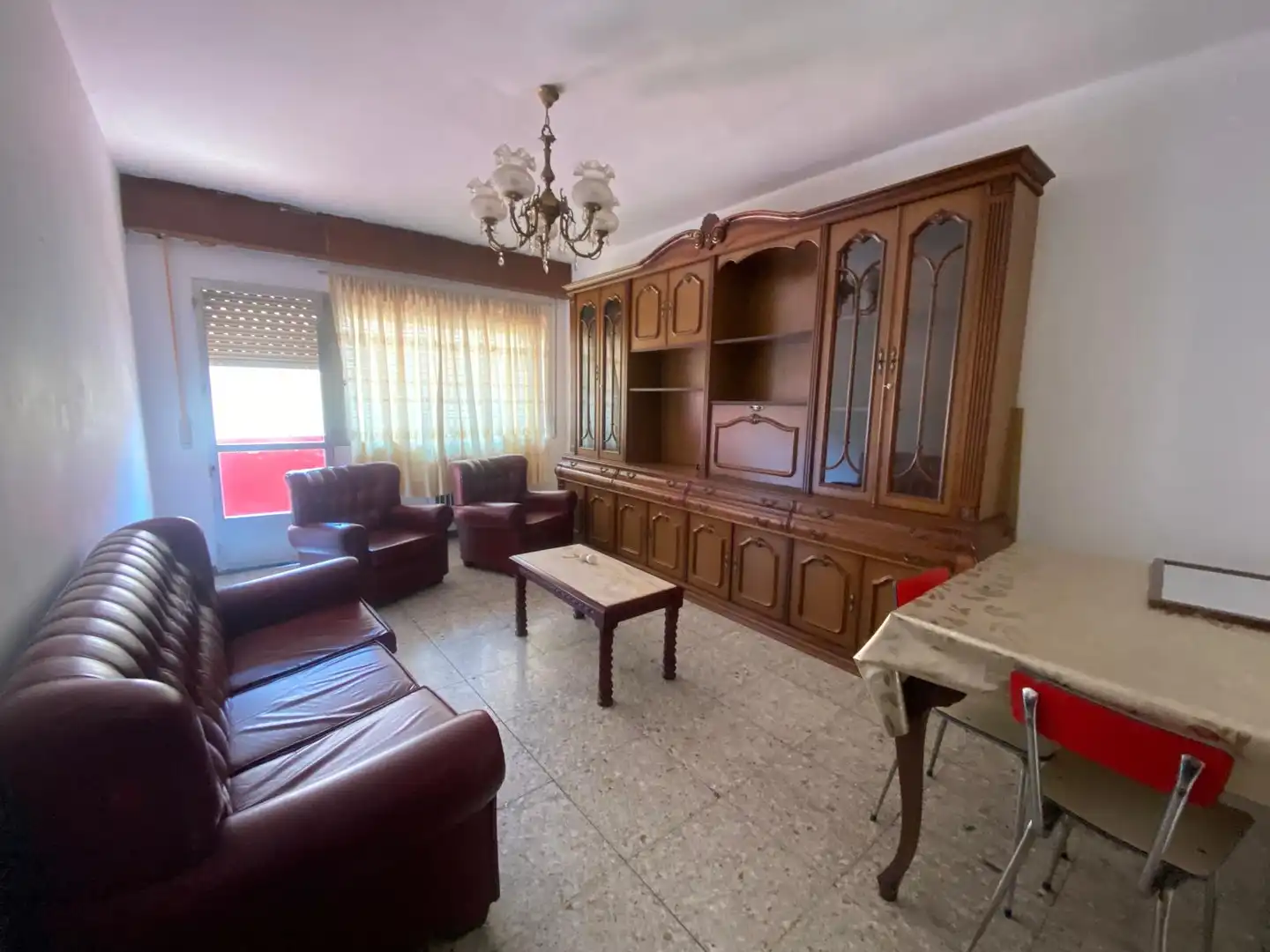 Sala d'estar de Pis en venda en O Carballiño   amb Calefacció, Parquet i Traster