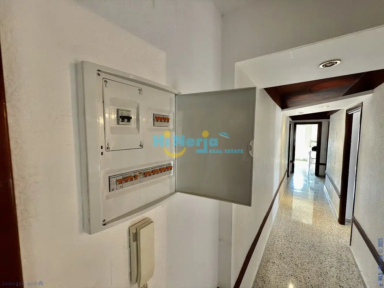 Apartamento con piscina en venta en Torre del Mar, imagen 12