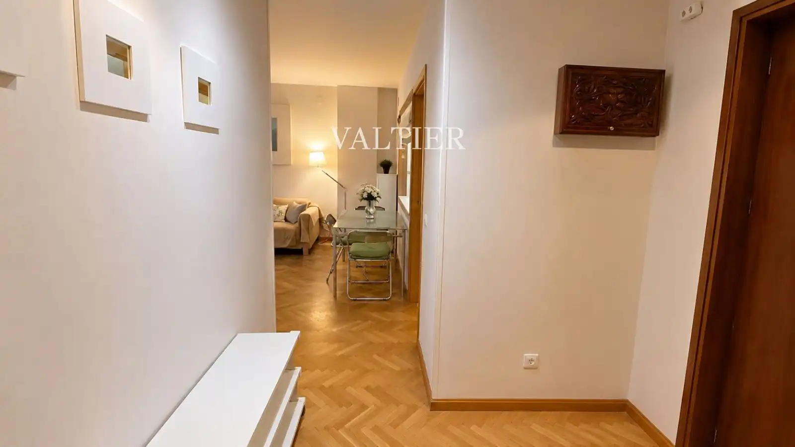 Flat for rent in Madrid  with Air Conditioner, Terrace and Furnished