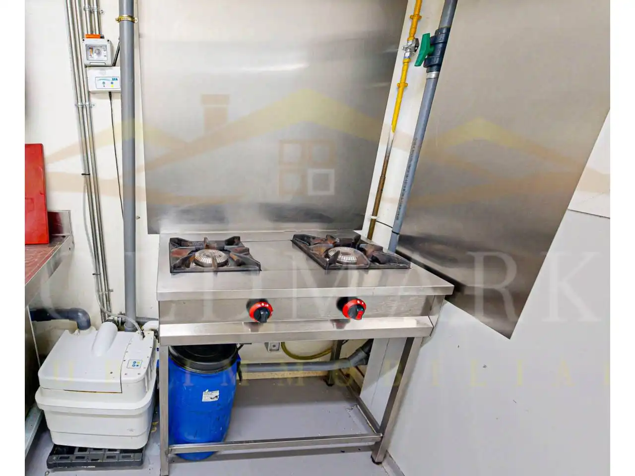 Kitchen of Commercial properties for transfer in Ripollet